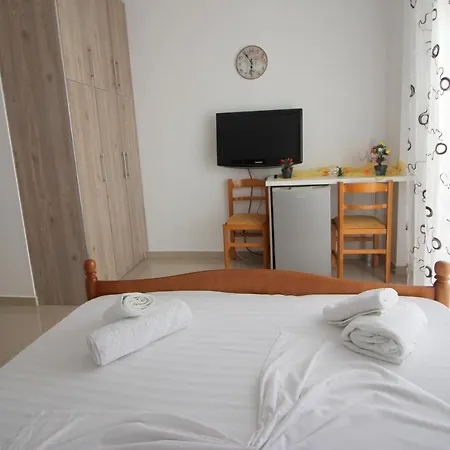 Eduart 2 Apartment *