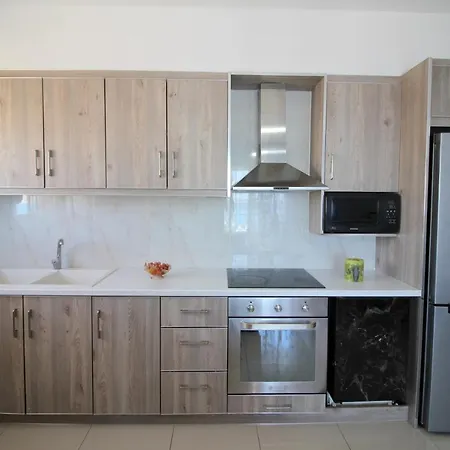 Eduart 2 Apartment *